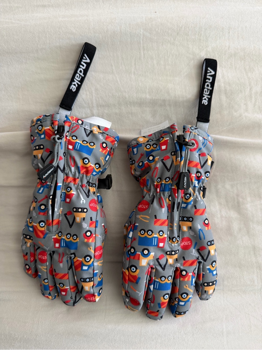 Kids Grey Construction Print Mittens with Easy Pull Loop